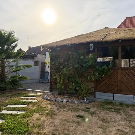 Bed & Breakfast Le Tresor De Jr , Privatif Et Piscine Tilques